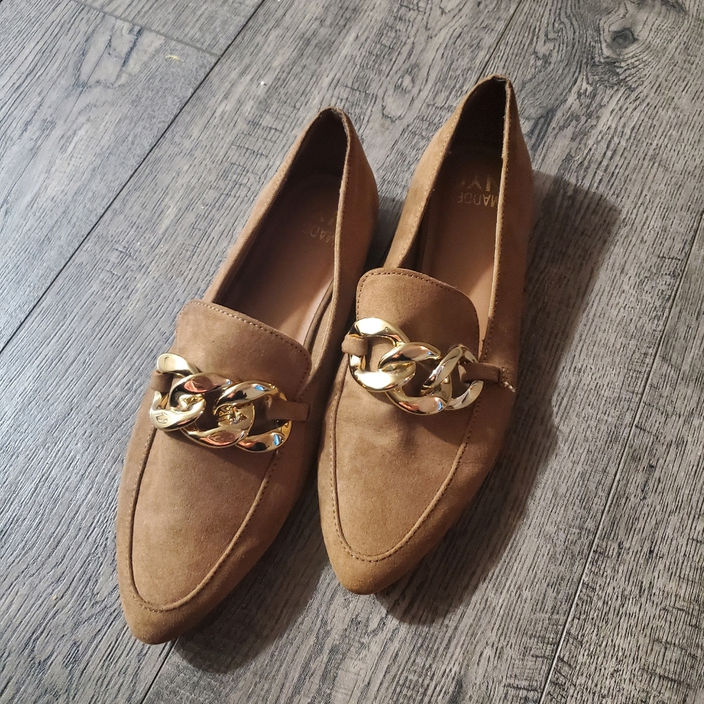 Madden NYC- Chic Tan Loafers with Gold Chain Detail - Picture 6 of 15
